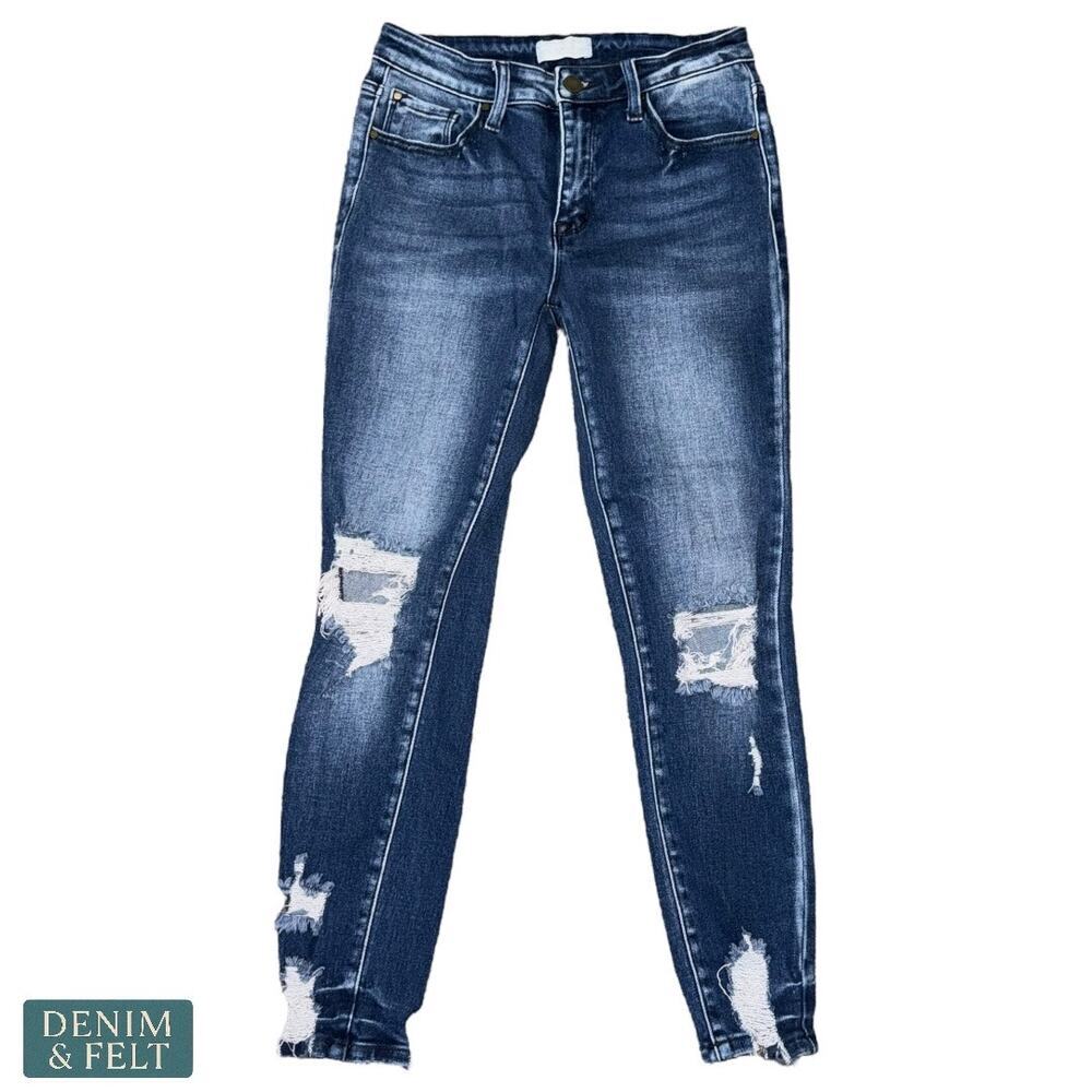 Petra Distressed Skinny Jeans Dark Wash Mid Rise Stretch Denim Women’s Size 7/27